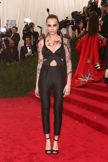 Cara-Delevingne-Vogue-5May15-Getty__592x888