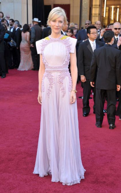 cate-blanchett-givenchy-lilic-gown-oscars-2011-h724