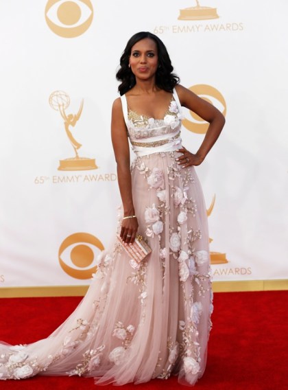 Actress Kerry Washington from ABC's series "Scandal" arrives at the 65th Primetime Emmy Awards in Los Angeles September 22, 2013. REUTERS/Mario Anzuoni (UNITED STATES Tags: ENTERTAINMENT) (EMMYS-ARRIVALS) - RTX13VVZ