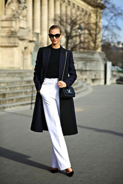 Model-Off-Duty-Style-Karlie-Kloss-Office-Ready-White-Pants-Look