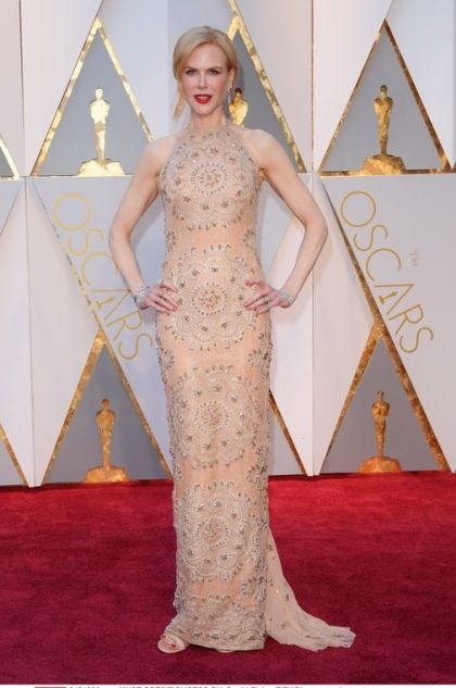 oscary-2017-nicole-kidman-w-sukni-armani-prive